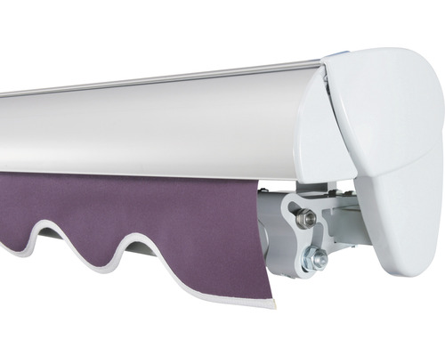 Markise mit violettem Stoff und weissen Kanten