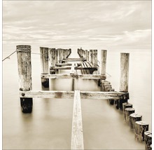 Photographie d''un vieux pont en bois au-dessus de l''eau