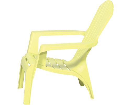 Chaise de jardin jaune en plastique