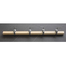 Poutre en bois avec quatre dispositifs de serrage