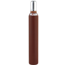 Une bouteille de gaz marron avec un sommet argenté.