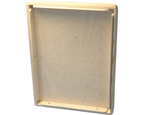 Holzkasten mit unbehandelter Oberfläche