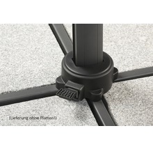 Gros plan d''un pied de parasol avec piètement en croix