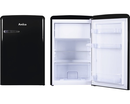 Amica Kühlschrank, geschlossen und geöffnet dargestellt