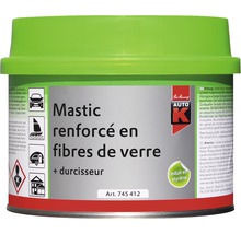 Mastic en fibre de verre avec durcisseur dans un récipient