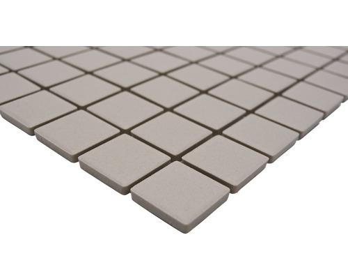 Carreaux carrés en céramique