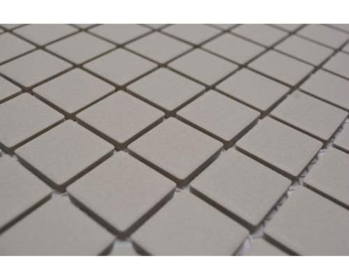 Carreaux de mosaïque en céramique, disposés en carré