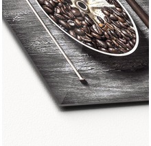 Gros plan d''une image acrylique avec un motif de grains de café