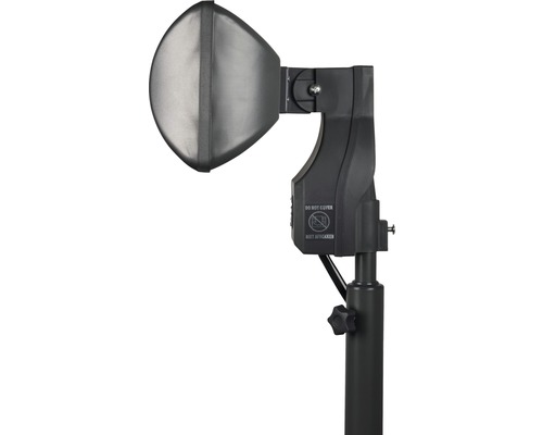 Infrarotstrahler auf einem Stativ zur Wärmeerzeugung