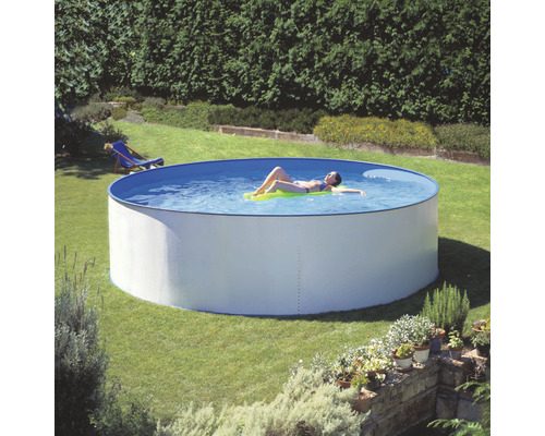 Ensemble de piscine hors sol à paroi en acier Basic rond Ø 450x120 cm avec skimmer intégré, échelle, bâche d'isolation thermique, intissé de protection du sol & tuyau de raccordement blanc