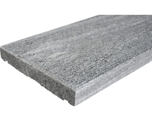 Bordure de trottoir en granit