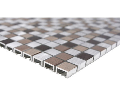 Mosaikfliese mit quadratischen Elementen