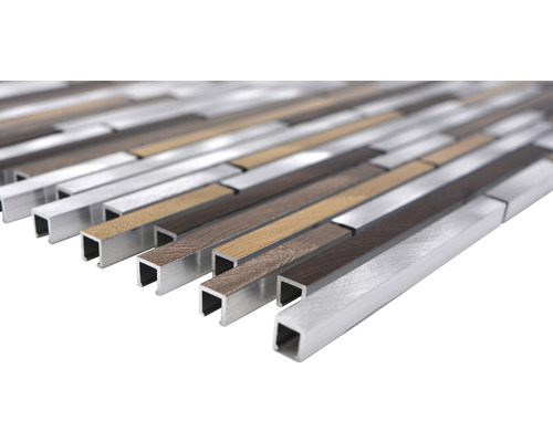 Mosaikfliese aus Aluminium und Holzoptik