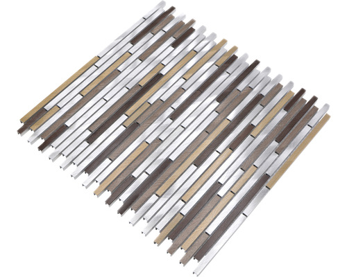 Mosaikfliese mit Holzoptik und Metallelementen