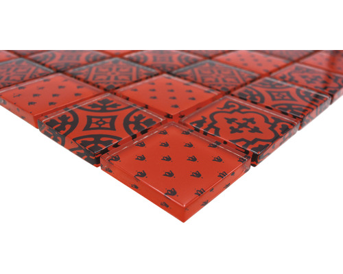 Mosaikfliese aus Glas mit Muster