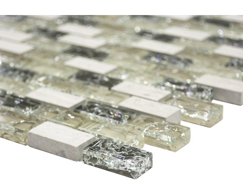 Mosaikfliese aus Glas und Naturstein