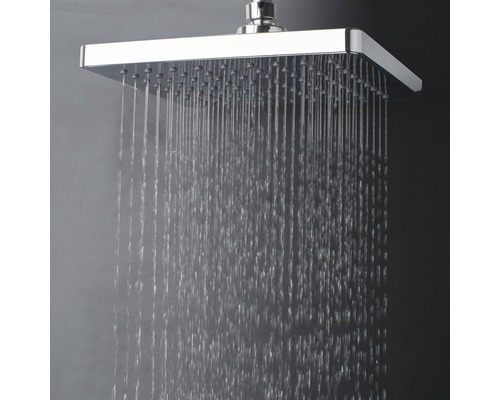 Pomme de douche carrée avec jet d''eau