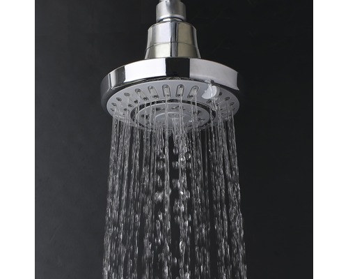 Duschkopf mit Wasserstrahl