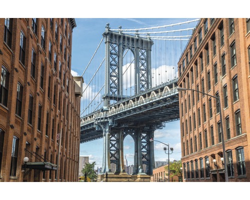 Papier peint panoramique intissé 18058 Brooklyn Dumbo Area 7 pces 350 x 260 cm Vue sur le pont de Manhattan entre deux bâtiments en brique