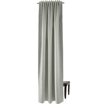 Rideau avec suspension à bande fronceuse sur une tringle à rideaux