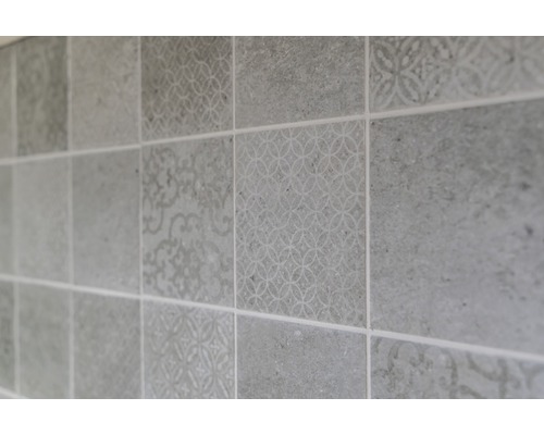 Wandfliesen mit Muster