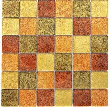 Mosaïque avec des carreaux carrés de différentes couleurs