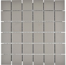 Mosaïque en céramique, disposée en carré