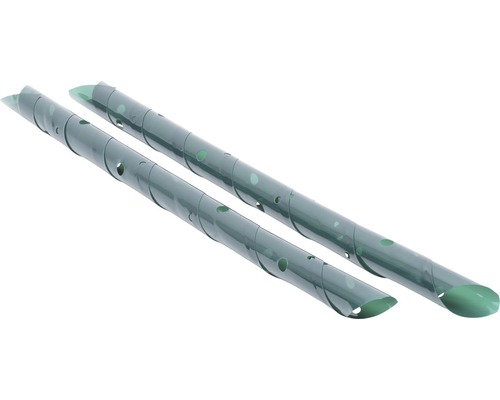 Zwei Pflanzstützen aus Kunststoff mit spiralförmigem Design und Löchern