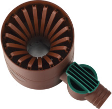 Évacuation de gouttière en plastique avec panier pare-feuilles