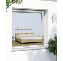 Fenster mit Insektenschutzgitter in Wohnraumansicht