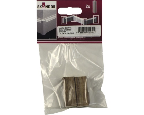 Zwei Sockelleisten Eckstücke aus Eiche, graubraun, 16,5 x 16,5 x 40 Millimeter