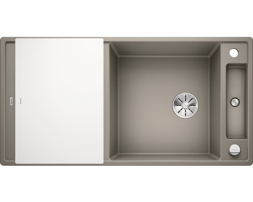 Spüle mit Abtropffläche und Schneidebrett