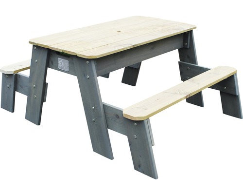 Kindersitzgruppe aus Holz mit Tisch und Bänken für den Garten