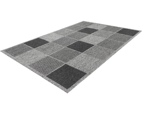 Teppich mit geometrischem Karomuster