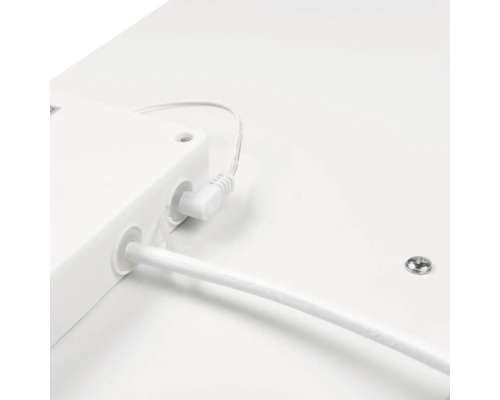 Gros plan d''un panneau LED blanc avec raccordement de câble