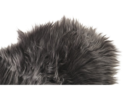 Detailaufnahme eines grauen Schaffells