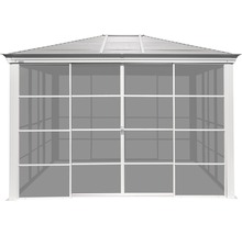 Pavillon mit Moskitonetz