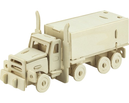 Modèle réduit d''un camion en bois