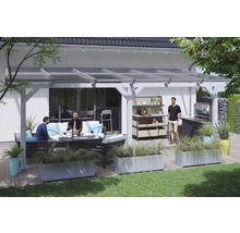 Überdachte Terrasse mit Sitzgruppe, Grill und Aussenküche