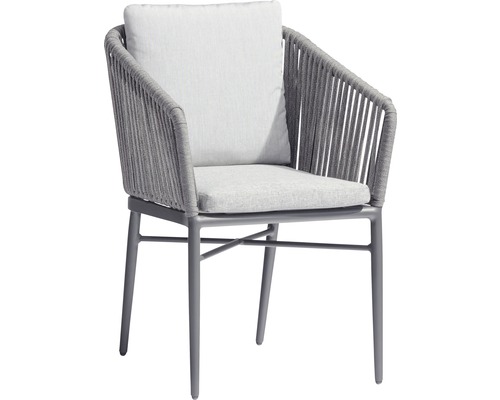 Fauteuil lounge gris avec tressage en corde et coussins
