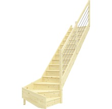Holztreppe mit Geländer