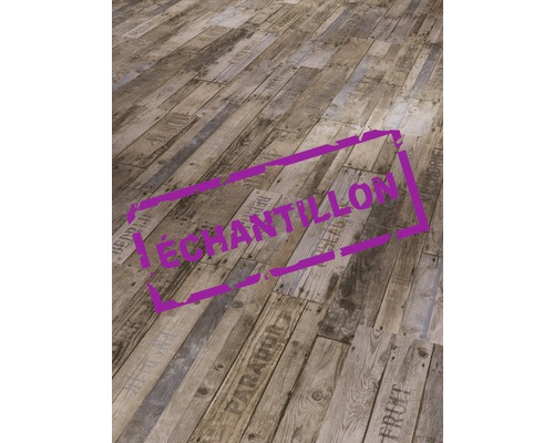 Revêtement de sol aspect bois avec inscriptions comme motif