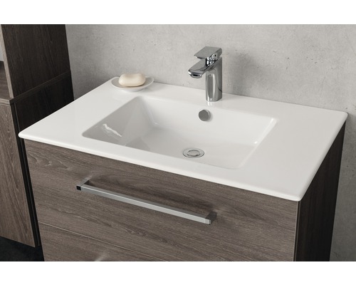 Waschtischunterschrank mit Keramikwaschbecken und Armatur