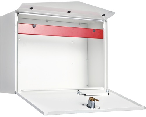 Geöffneter Paketkasten aus Metall mit Schloss