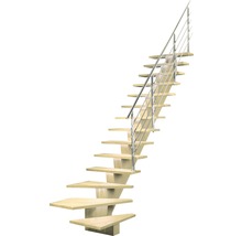Holztreppe mit Metallgeländer