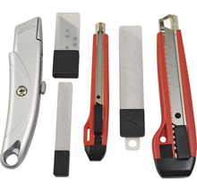 Jeu de cutters avec lames de rechange