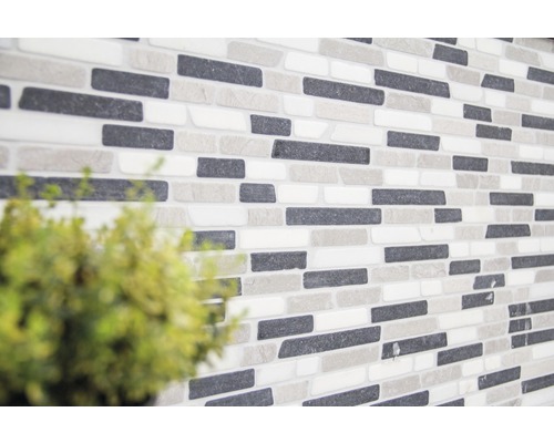 Wandfliesen mit horizontalem Steinmuster