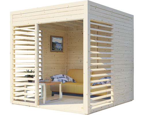 Holzgartenhaus mit Lamellenwänden, Sofa und Tisch