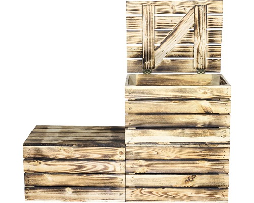 Boîte en bois ouverte avec couvercle