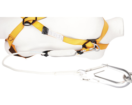 Gelbes Auffanggurt-System mit Verbindungsmittel und Karabinerhaken an einer Schaufensterpuppe